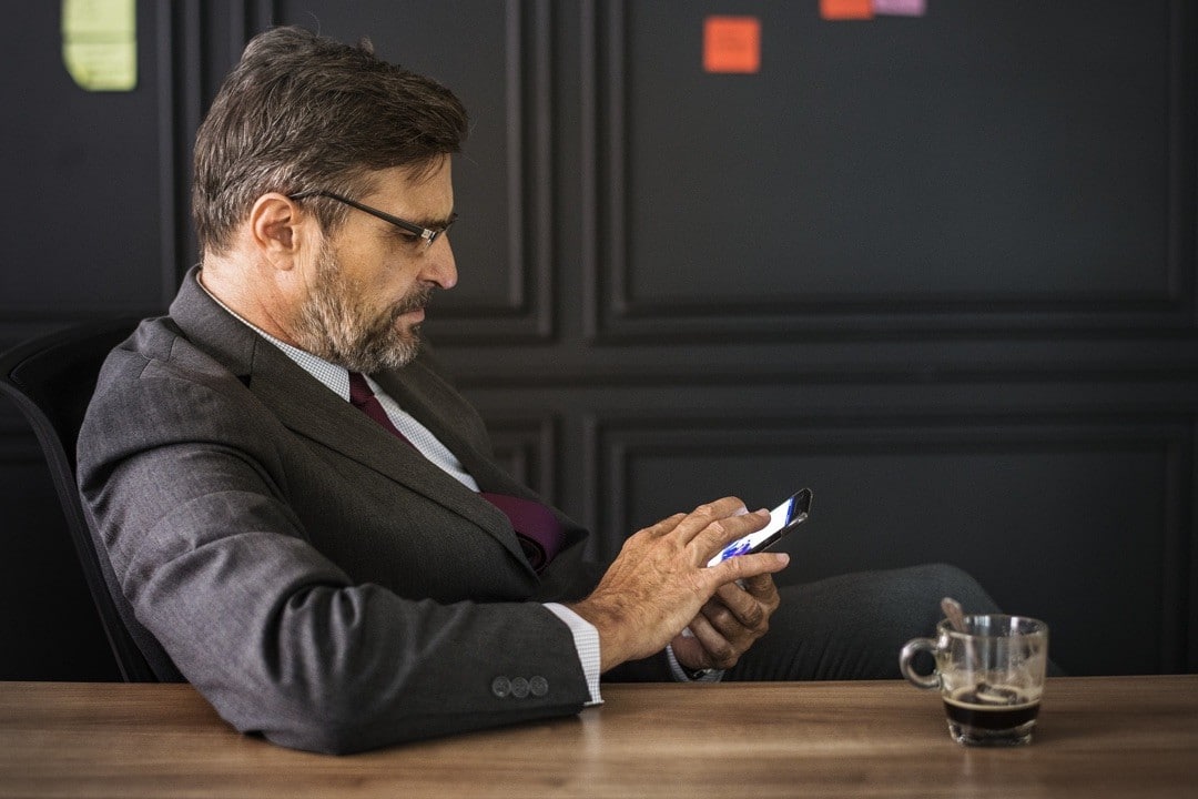 Wi-Fi CERTIFIED Enhanced Open & Easy Connect — oryginalna okładka