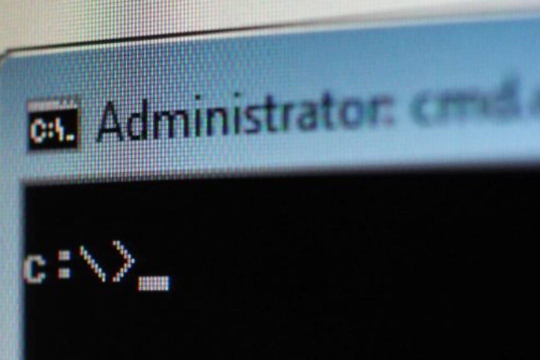 Konfiguracja i troubleshooting klienta Wi-Fi z wiersza poleceń — oryginalna okładka